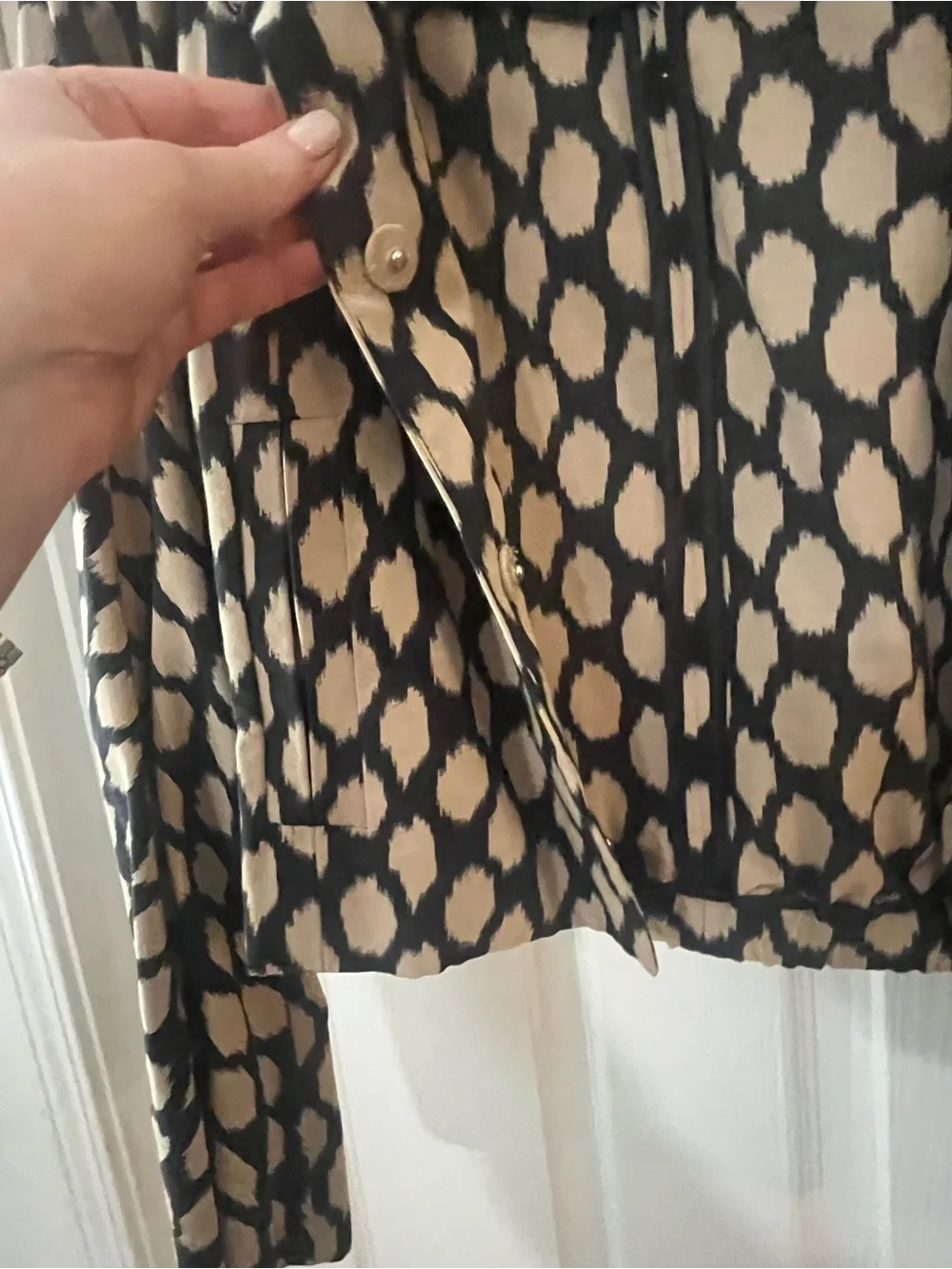 DKNY Cropped Black and Cream Polka-Link Jacket - Picture 3 of 4